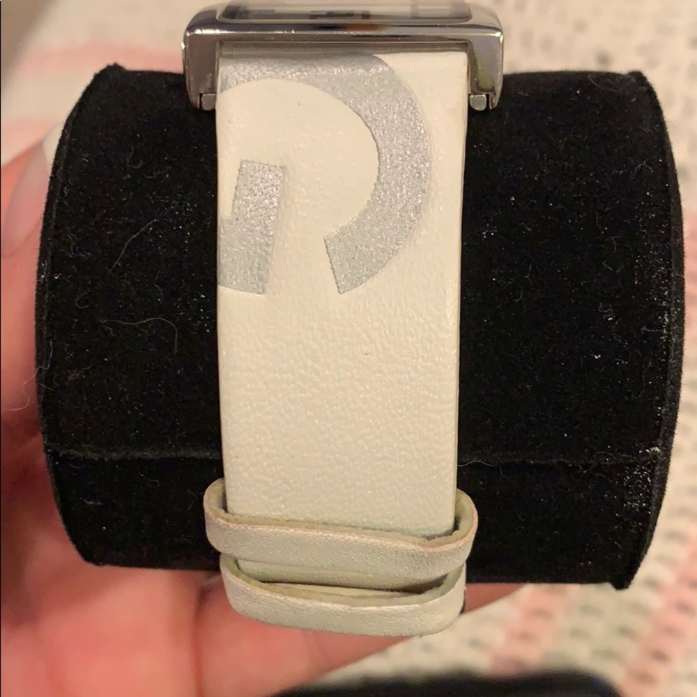 D&G watch - Picture 4 of 6